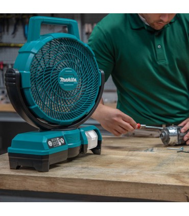 Makita 18V LXT 235mm Jobsite Auto-Swing Fan - Bare Unit