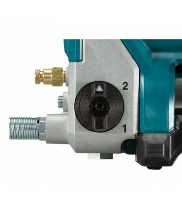Makita 18V LXT Lithiumâ€‘Ion Cordless Grease Gun - Bare Unit