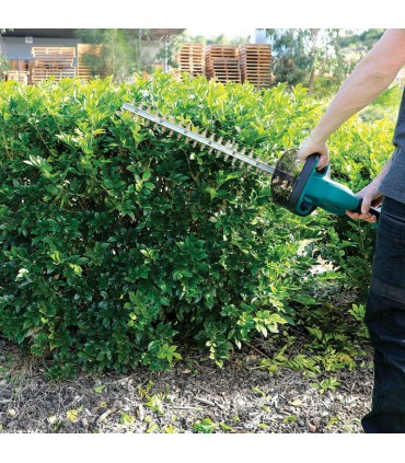 Makita 18V LXT Cordless Trimmer Combo Kit (Hedge Trimmer + String Trimmer)