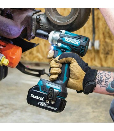 Makita 2 x 18V LXT 5.0 Ah Cordless Combo Kit (Impact Wrench + Inflator)