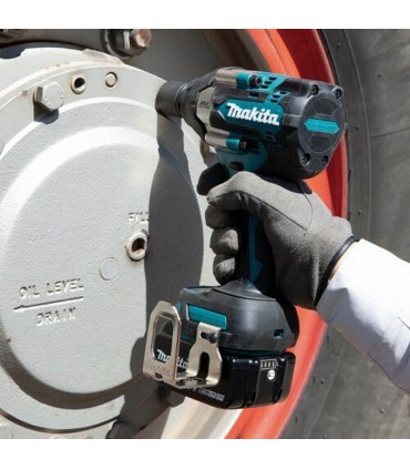 Makita 18V Lithium-Ion 2200 RPM Cordless Impact Wrench - Bare Unit