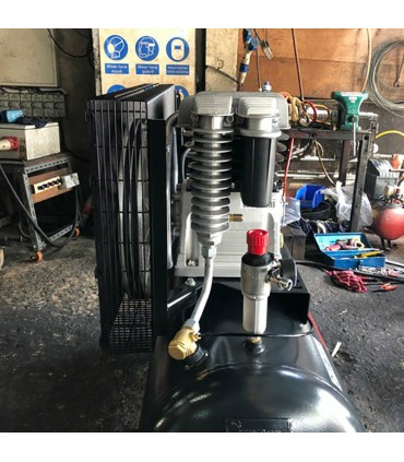 Balma 160 PSI Horizontal 5.5 HP Portable Air Compressor