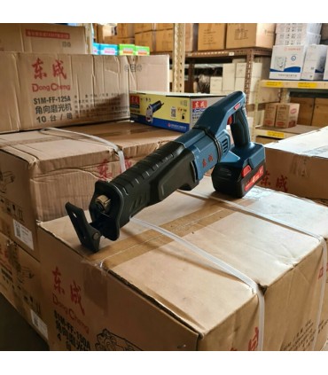 Dong Cheng 18V Cordless Reciprocating Saw Kit
