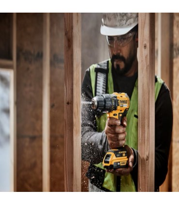 DeWALT 20V Lithium-Ion Brushless Motor Cordless Hammer Drill Kit