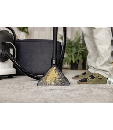 Karcher SE 4 Spray Extraction Wet and Dry Vacuum Cleaner