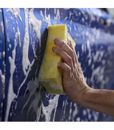 Liqui Moly 23007 Auto Wash & Wax - 1 Litre