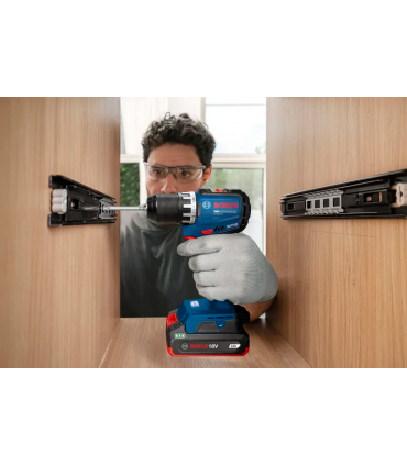 Bosch GSR 18V-52 Professional 18V Lithium-Ion 2.0Ah Brushless Cordless Drill Driver Set