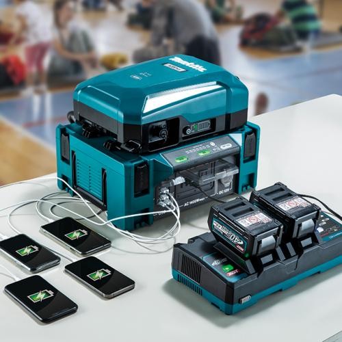 Makita PDC1500A01 40V Max Backpack Power Converter/BAC01 AC Power Converter Portable Power System