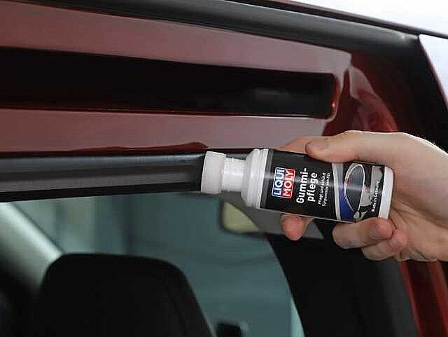 Liqui Moly 21926 Rubber Care Stick - 75mL